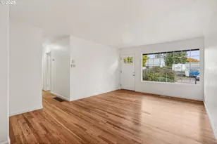 4907 SE 113th Ave, Portland, OR 97266 - Photo 7