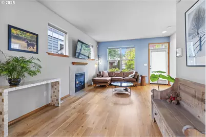 3724 NE Grand Ave, Portland, OR 97212 - Photo 9