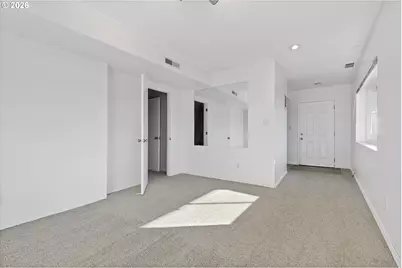 860 SW 10th St, Lincoln City, OR 97367 - Photo 37