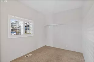 860 SW 10th St, Lincoln City, OR 97367 - Photo 17