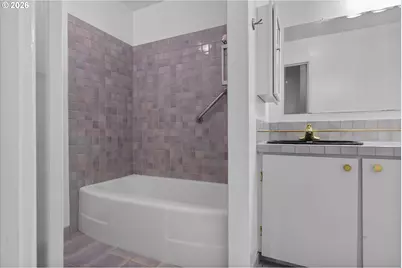 860 SW 10th St, Lincoln City, OR 97367 - Photo 23