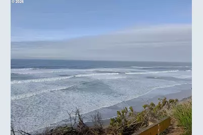860 SW 10th St, Lincoln City, OR 97367 - Photo 7