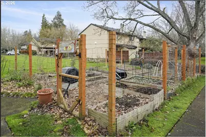 1505 Fetters Loop, Eugene, OR 97402 - Photo 9