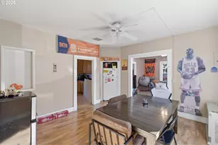 428 NW 12th St, Corvallis, OR 97330 - Photo 11