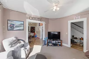 428 NW 12th St, Corvallis, OR 97330 - Photo 5