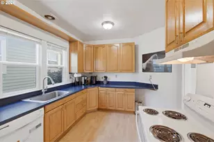 428 NW 12th St, Corvallis, OR 97330 - Photo 13