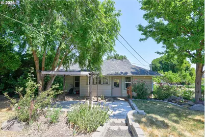 318 E 13th St, The Dalles, OR 97058 - Photo 23