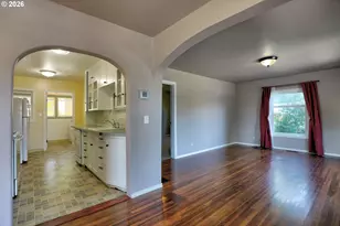 318 E 13th St, The Dalles, OR 97058 - Photo 5