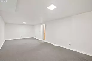 1035 SW Westwood Dr, Portland, OR 97239 - Photo 29