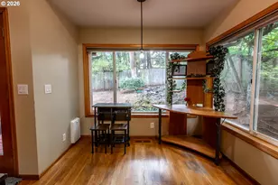 2660 Bowmont Dr, Eugene, OR 97405 - Photo 13