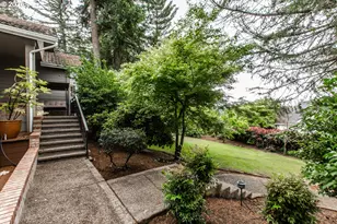 2660 Bowmont Dr, Eugene, OR 97405 - Photo 5