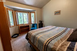 2660 Bowmont Dr, Eugene, OR 97405 - Photo 23