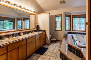 2660 Bowmont Dr, Eugene, OR 97405 - Photo 33