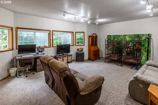 2660 Bowmont Dr, Eugene, OR 97405 - Photo 27