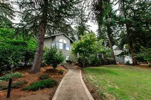 2660 Bowmont Dr, Eugene, OR 97405 - Photo 3