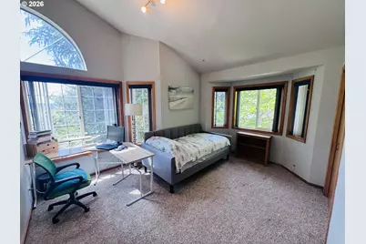 2660 Bowmont Dr, Eugene, OR 97405 - Photo 23