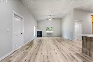 3631 Green River Rd, Sweet Home, OR 97386 - Photo 3