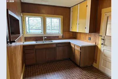 475 NE Alder St, Mill City, OR 97360 - Photo 5