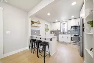 1925 SE Sherrett St, Portland, OR 97202 - Photo 9