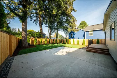1925 SE Sherrett St, Portland, OR 97202 - Photo 31