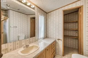 18485 SW Pacific Dr, Tualatin, OR 97062 - Photo 15