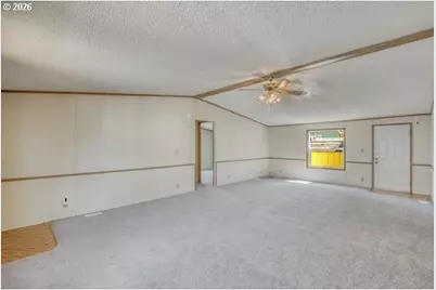 18485 SW Pacific Dr #unit 83, Tualatin, OR 97062 - Photo 3