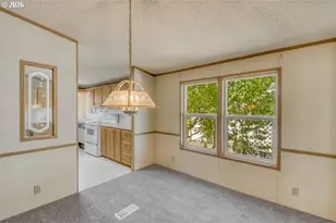 18485 SW Pacific Dr, Tualatin, OR 97062 - Photo 7