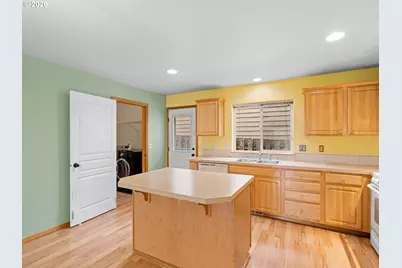 6127 SE 141st Ave, Portland, OR 97236 - Photo 13