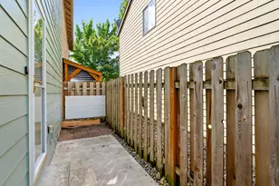 6127 SE 141st Ave, Portland, OR 97236 - Photo 33