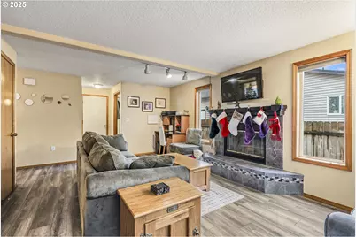 104 Westminster Dr, Kelso, WA 98626 - Photo 13