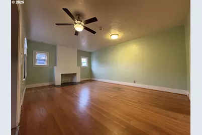 960/970 W 7th Ave, Eugene, OR 97402 - Photo 3