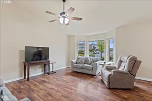 723 N 7th St, Carlton, OR 97111 - Photo 3