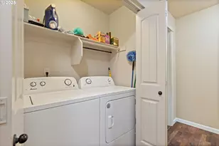 723 N 7th St, Carlton, OR 97111 - Photo 13