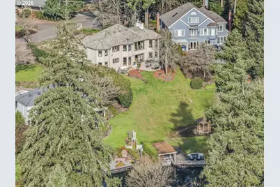 17282 Lake Haven Dr, Lake Oswego, OR 97035 - Photo 43