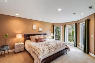 17282 Lake Haven Dr, Lake Oswego, OR 97035 - Photo 27