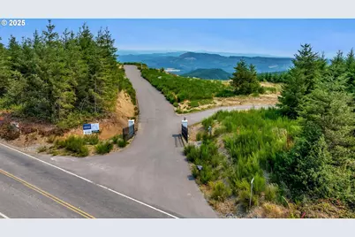 241 High Bank Ln #D, Woodland, WA 98674 - Photo 5