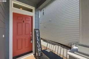 8815 SW Mohegan Ln, Tualatin, OR 97062 - Photo 5