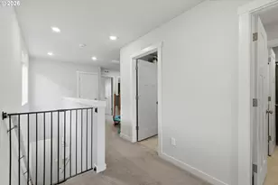 8815 SW Mohegan Ln, Tualatin, OR 97062 - Photo 17