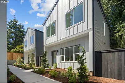 3825 SW Pomona St, Portland, OR 97219 - Photo 1