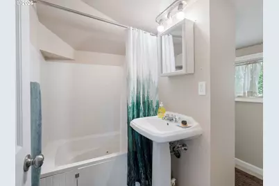 3103 NE Dekum St, Portland, OR 97211 - Photo 13