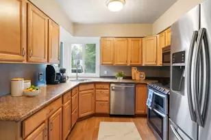 3103 NE Dekum St, Portland, OR 97211 - Photo 7