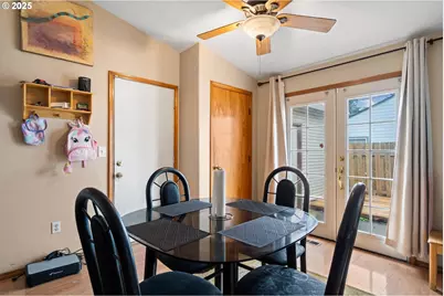 11625 SE Washington St, Portland, OR 97216 - Photo 17