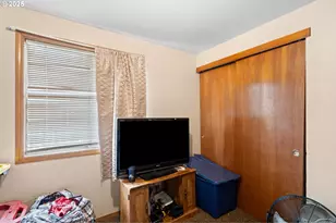 11625 SE Washington St, Portland, OR 97216 - Photo 31