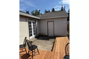 11625 SE Washington St, Portland, OR 97216 - Photo 3