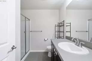 155 NE 80th Ave, Hillsboro, OR 97006 - Photo 33