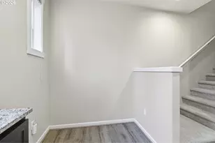 155 NE 80th Ave, Hillsboro, OR 97006 - Photo 23