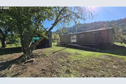 14603 Highway 36, Deadwood, OR 97430 - Photo 3