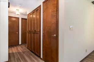 2520 S Crestline Dr, Waldport, OR 97394 - Photo 7