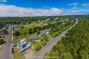 2520 S Crestline Dr, Waldport, OR 97394 - Photo 31