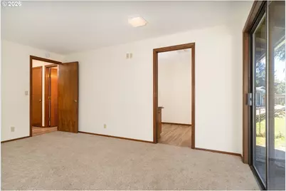 2520 S Crestline Dr, Waldport, OR 97394 - Photo 17
